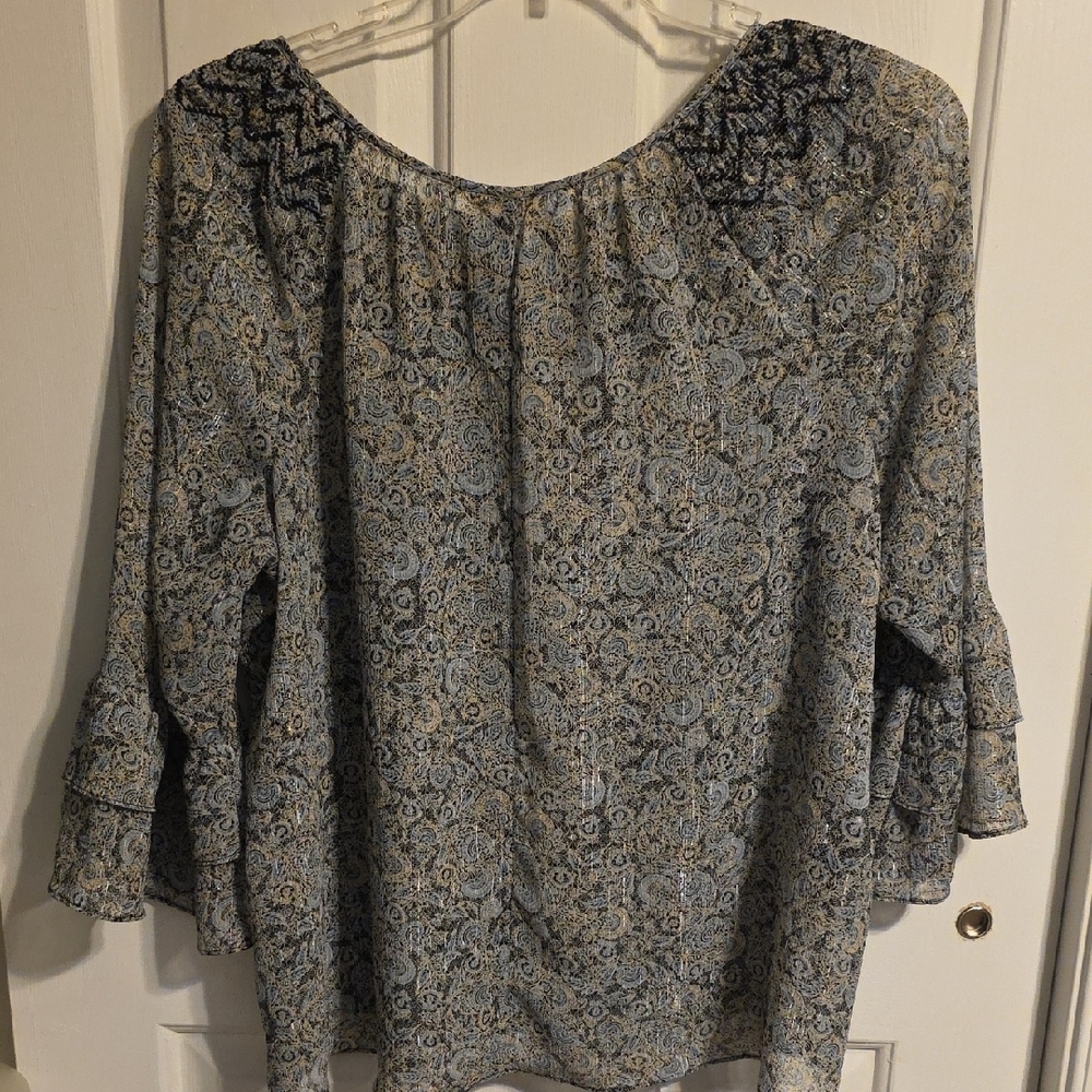 LC Lauren Conrad Navy and Cream Patterned Blouse - Picture 8 of 8